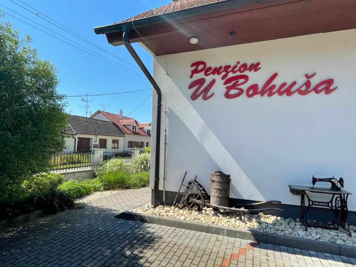 Penzion U Bohusa Lednice Εξωτερικό φωτογραφία